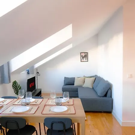 Stylish 2br Castle View - | By Airnest * Lisbon